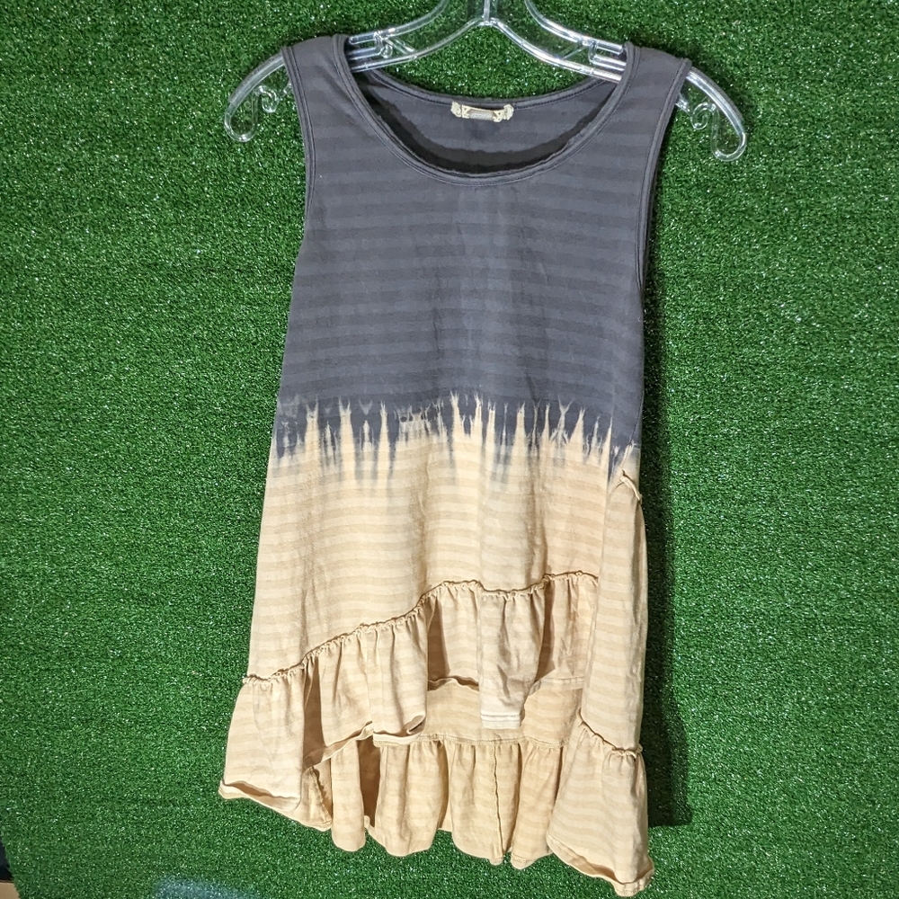 Gimmicks by BKE size small dip dyed tie dye cream and grey sleeveless